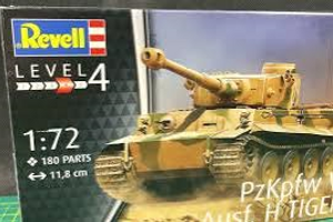 Стоит ли брать Тигра от Revell? Распаковка и обзор PzKpfw VI Ausf. H Tiger 1:72