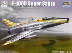 Збірна модель 1/72 літака F-100D Super Sabre Trumpeter 01649