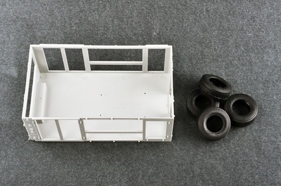 Збірна модель 1:35 радар MPQ-53 C-Band Tracking radar Trumpeter 01023