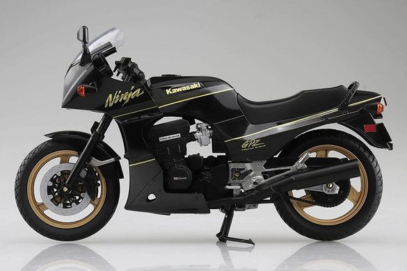Модель 1/12 мотоцикл Kawasaki GPZ900R Black/Gold Aoshima 10922