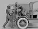 Сборная модель 1/24 Доставка бензина Развозной фургон Модель Т 1912 г. с американскими грузчиками ICM 24019