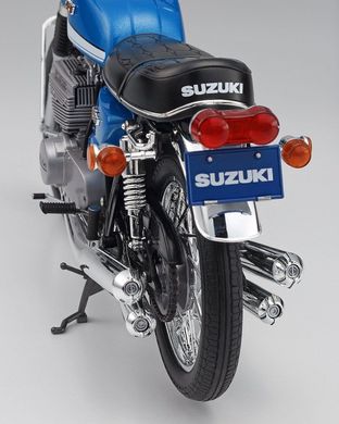 Сборная модель 1/12 мотоцикл Suzuki GT380 Hasegawa 21505