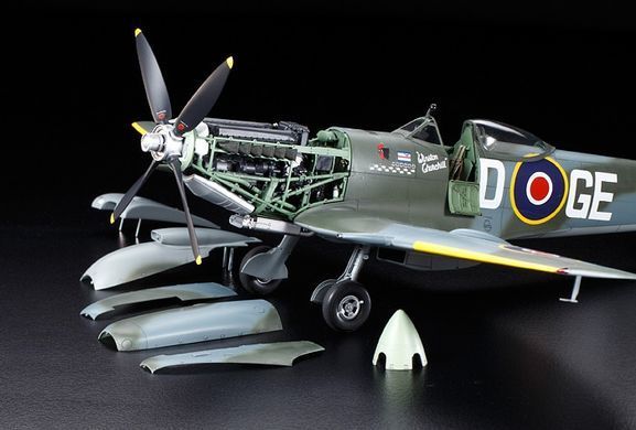 Збірна модель 1:32 літак Supermarine Spitfire Mk.XVIe Tamiya 60321