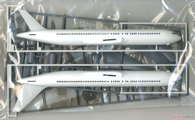 Сборная модель 1:200 самолет Boeing B767-300 ANA Hasegawa 10706