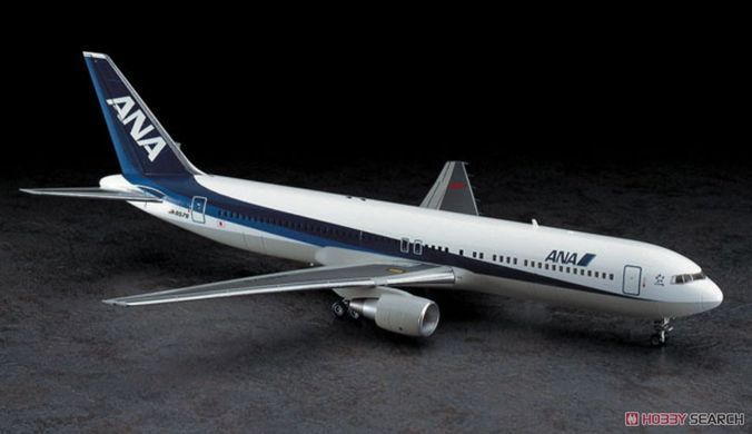 Сборная модель 1:200 самолет Boeing B767-300 ANA Hasegawa 10706