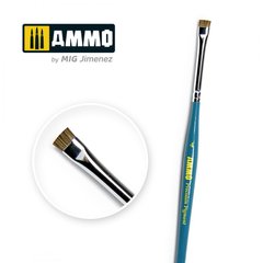 Пензлик для пігментів 4 (Precision Pigment Brush) Ammo Mig 8704