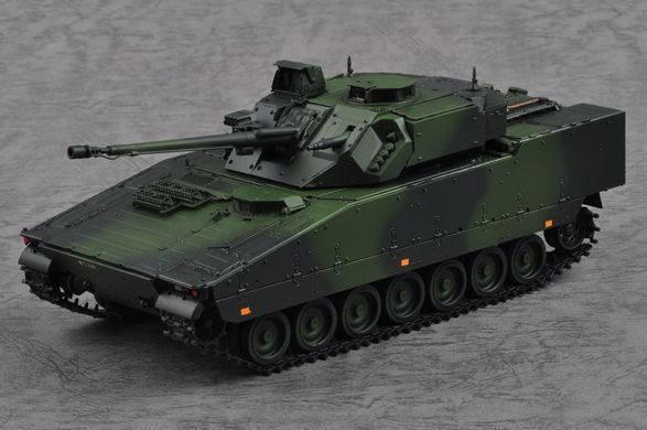 Збірна модель 1:35 БМП Swedish CV9035 IFV Hobby Boss 83823