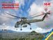 Сборная модель 1/35 вертолет Сикорский CH-54A Tarhe с бомбой M-121 ICM 53055