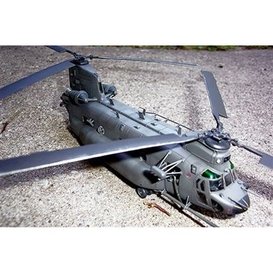 Assembled model 1/72 helicopter MH-47E SOA Chinook Italeri 1218