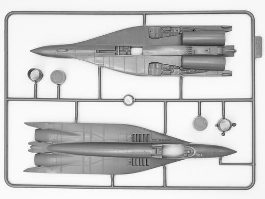 Сборные модели 1/72 Советский военный аэродром 1980-х (Mikoyan-29 "9-13", APA-50M (ZiL-131), ATZ-5 и Soviet PAG-14 Airfield Plates) ICM DS 7203
