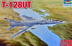 Сборная модель самолет 1/72 Tu-128UT Fiddler Trumpeter 01688