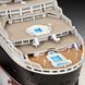 Revell 05231 1/700 passenger ship Queen Mary 2
