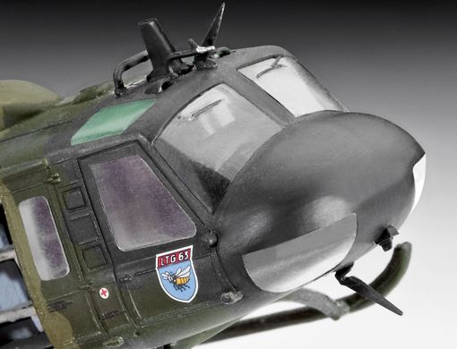 Assembled model 1/72 helicopter Bell UH-1D "SAR" Model Set Revell 64444
