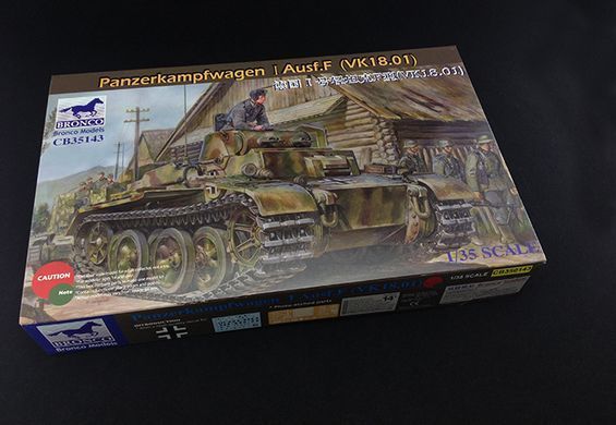Збірна модель 1:35 німецький легкий танк Pz.Kpfw.I Ausf.F (VK18.01) Bronco CB35143