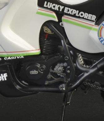 Збірна модель 1/9 мотоцикл Cagiva Elefant 850 Paris-Dakar 1987 Italeri 4643