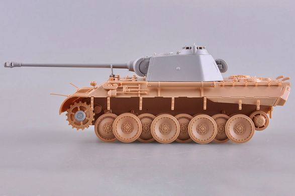 Сборная модель 1/35 танк Panzerkampfwagen V Ausf.A (ранняя версия) Hobby Boss 84506