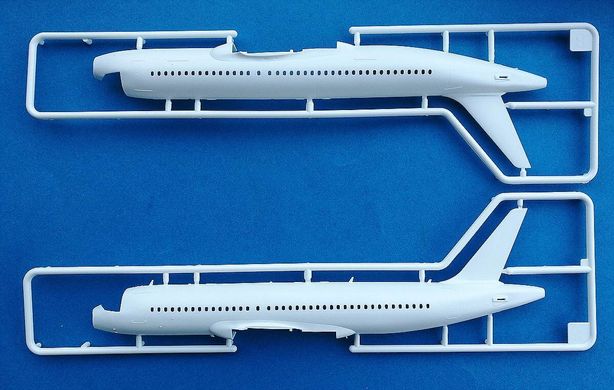 Prefab model 1/144 civil aircraft Airbus A320 Neo Luft Revell 03942