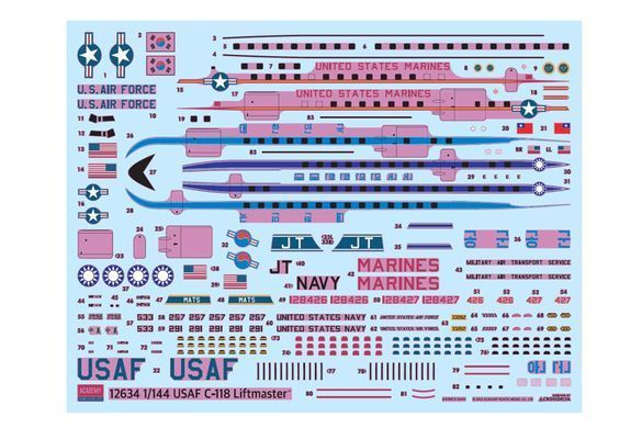 Assembly model 1:144 Douglas C-118 Liftmaster Academy 12634