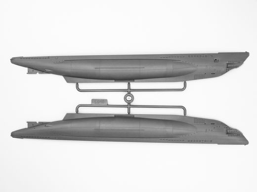 Assembled model 1/144 U-Boat type IIB, German submarine (1943) ICM S.010