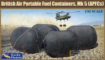 Масштабная модель 1:35 топливные контейнеры British Air Portable Fuel Containers, Mk 5 (APFCs) Gecko Models 35GM0021