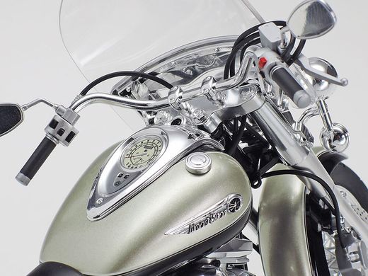 Збірна модель 1/12 мотоцикл Yamaha XV1600 RoadStar Custom Tamiya 14135