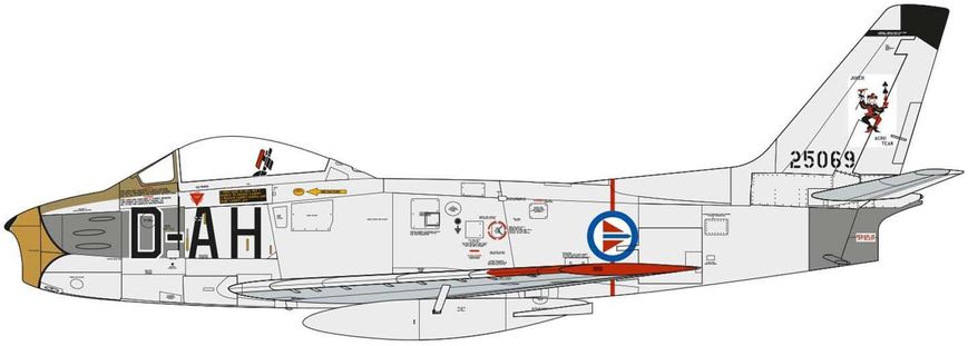 Сборная модель 1/48 самолет North American F-86F-40 Sabre Airfix A08110