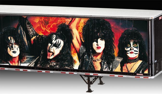 Модель вантажівки KISS Tour Truck Revell 07644 1:32