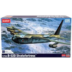 Сборная модель 1/144 самолет Boeing B-52D Stratofortress Academy 12632