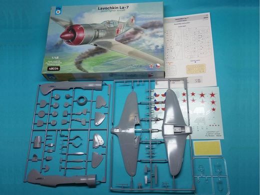 Збірна модель винищувача Lavochkin La-7 Fly 48034