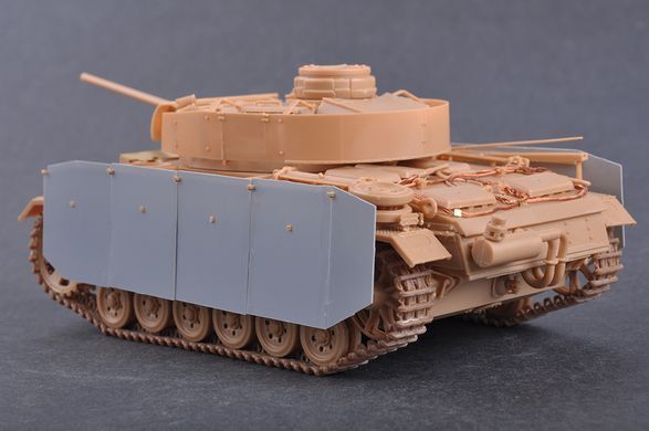 Сборная модель 1:35 танк Pz.Kpfw.III Ausf.M Hobby Boss 84560