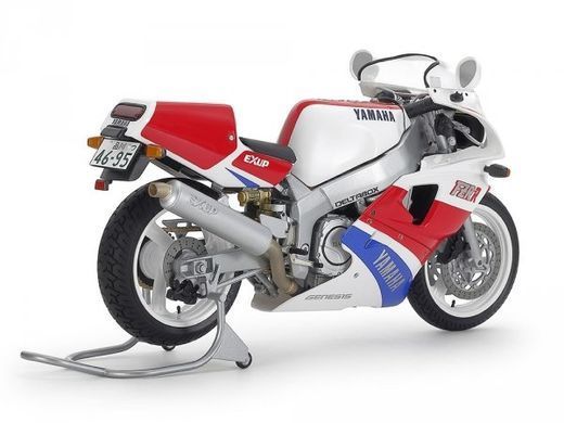 Збірна модель 1:12 мотоцикл Yamaha FZR750R (OW01) Tamiya 14058