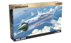 Сборная модель 1/48 самолет MiG-21PF ProfiPACK Eduard 8236