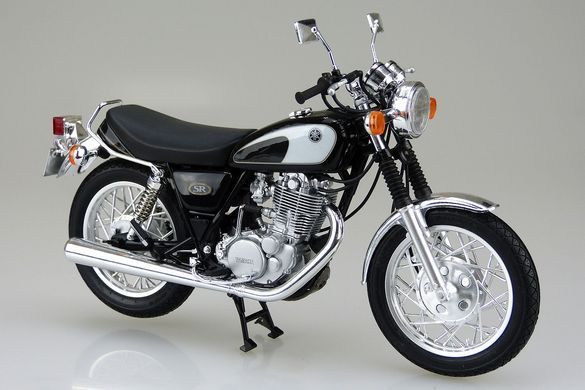 Збірна модель 1:12 мотоцикл Yamaha SR400 / 500 1996 Aoshima 051696