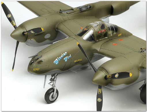 Assembled model 1/48 aircraft P-38F "Glacier Girl" Academy 12208