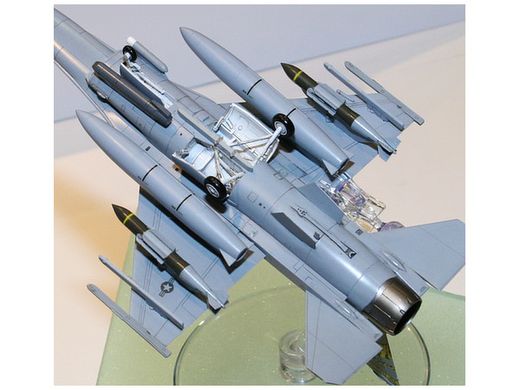 Assembled model 1/72 US direct hit ammunition Aircraft Weapons: IX Hasegawa 35114, Out of stock
