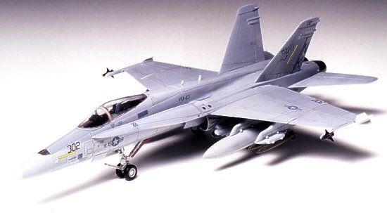 Сборная модель 1/72 Истребитель F/A-18 Hornet Tamiya 60702