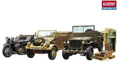 Assembled models 1/72 light vehicles of the Second World War (Sd.Kfz. 2 Kettenkrad, Kübelwagen, Willys Jeep