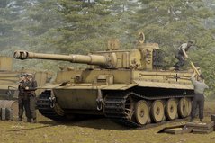 Збірна модель 1/16 німецький важкий танк Pz.Kpfw. VI Tiger I - Early HobbyBoss 82607