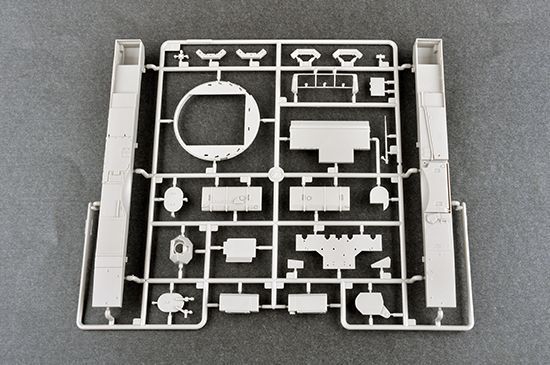 Сборная модель 1:35 танк T-14 Armata MBT Trumpeter 09528