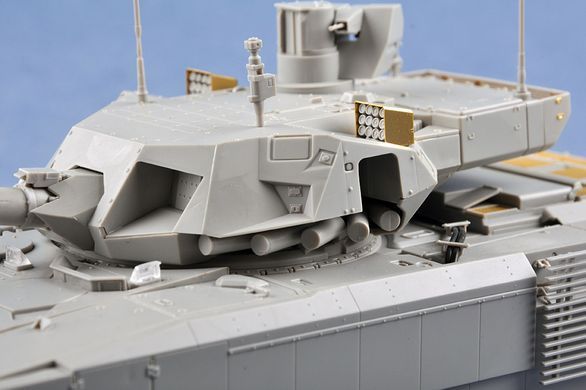 Сборная модель 1:35 танк T-14 Armata MBT Trumpeter 09528