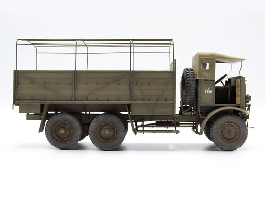 Збірна модель 1/35 Leyland Retriever (ранній), британський грузовий автомобіль II СВ ICM 35602