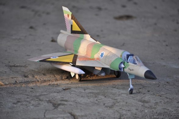 Паперова модель 1/33 французький винищувач в ізраїльському авіаційному розписі Mirage III CJ WAK 11/