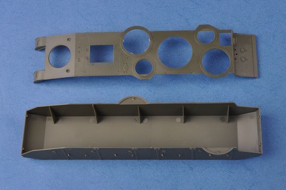 Збірна модель 1:35 радянський важкий танк T‑35 Before 1938 Hobby Boss 83842