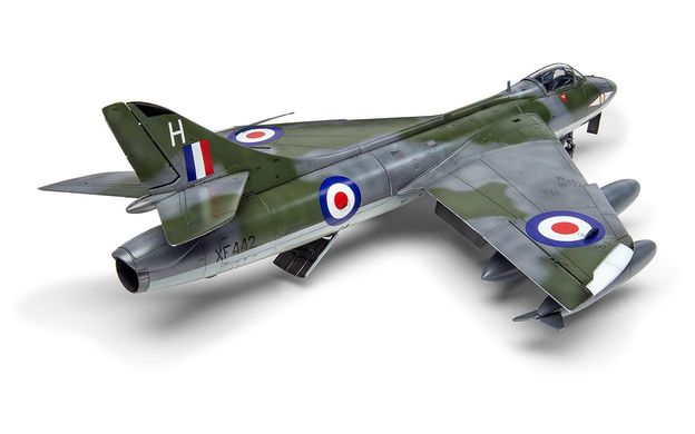Збірна модель 1/48 справжня авіаційна краса Hawker Hunter FGA.9/FR.10/GA.11 Airfix A09192