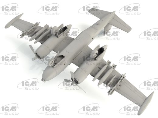 Assembled model 1/48 B-26K Counter Invader, American strike aircraft (Vietnam War) ICM 4