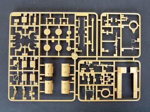 Сборная модель 1:35 британский танк Challenger 2 MBT (Op.Telic) Иракская война 2003 Trumpeter 00323