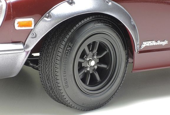 Сборная модель 1:12 автомобиль Nissan Fairlady 240ZG Street-Custom Tamiya 12051