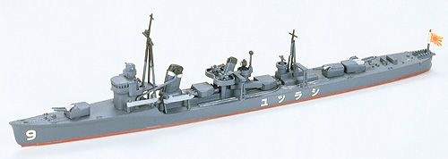 Збірна модель 1/700 японський есмінець Japanese Navy Destroyer Shiratsuyu 白露 Tamiya 31402