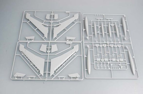 Збірна модель 1:48 літак North American F-100D Super Sabre Trumpeter 02839