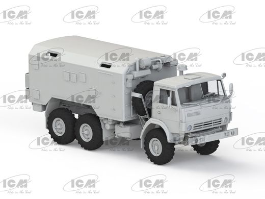 Збірна модель 1/35 вантажівка КамАЗ-4310 з закритим кузовом /KamAZ ICM 35002